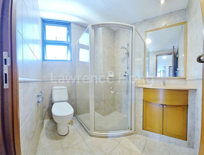 5 Bed Corner Terrace (Landed) for Rent in  Banyan Villas - Image 4